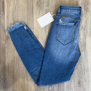 NEW Size 24 Women’s Kancan Distressed denim